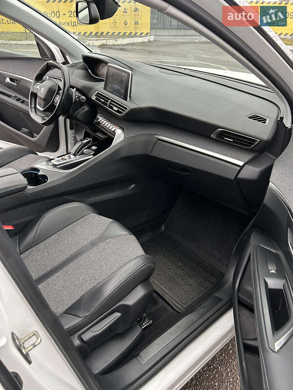 Позашляховик / Кросовер Peugeot 3008 2019 в Полтаві