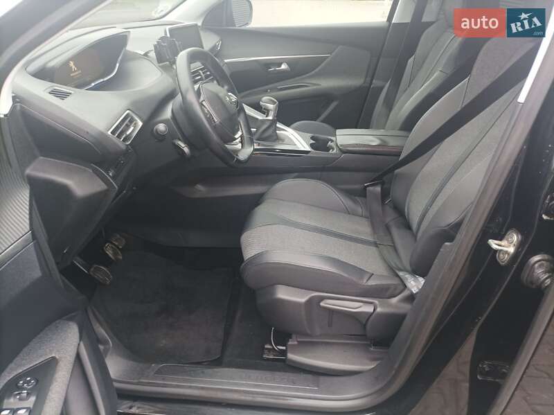 Позашляховик / Кросовер Peugeot 3008 2017 в Красилові