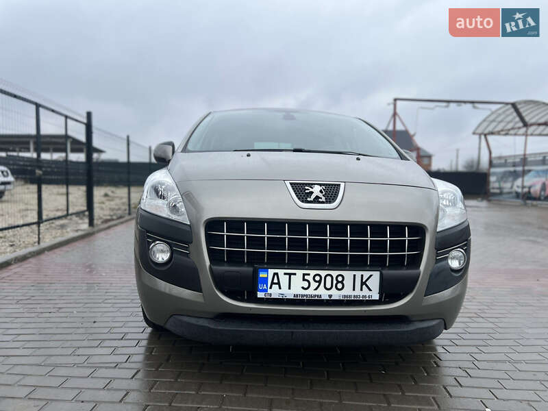 Позашляховик / Кросовер Peugeot 3008 2013 в Городенці