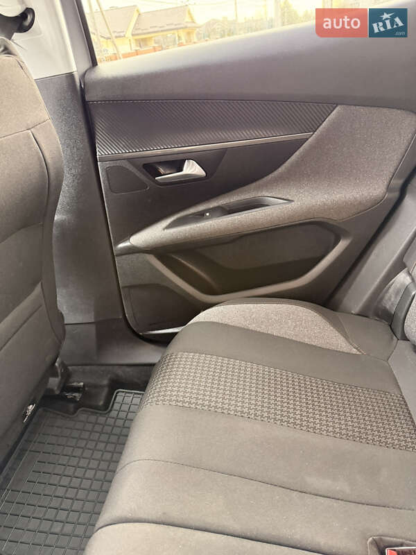 Внедорожник / Кроссовер Peugeot 3008 2020 в Ивано-Франковске фото 14 Внедорожник / Кроссовер Peugeot 3008 2020 в Ивано-Франковске