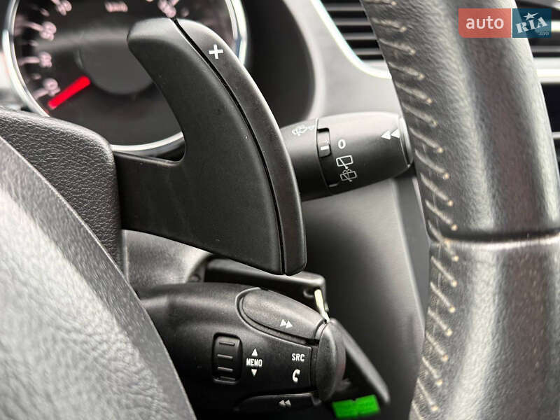 Позашляховик / Кросовер Peugeot 3008 2013 в Стрию