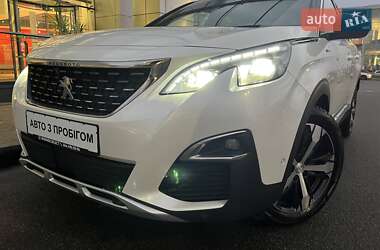 Внедорожник / Кроссовер Peugeot 3008 2017 в Киеве