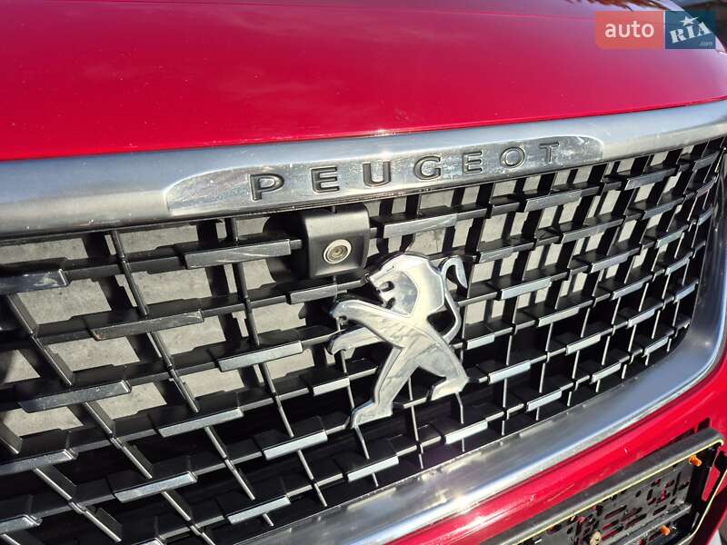 Позашляховик / Кросовер Peugeot 3008 2018 в Дубні