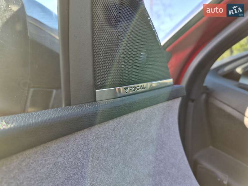 Позашляховик / Кросовер Peugeot 3008 2018 в Дубні