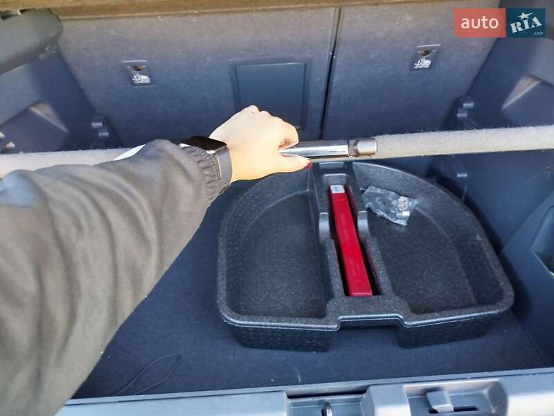 Позашляховик / Кросовер Peugeot 3008 2009 в Долині