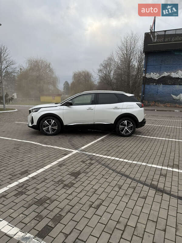 Позашляховик / Кросовер Peugeot 3008 2021 в Луцьку