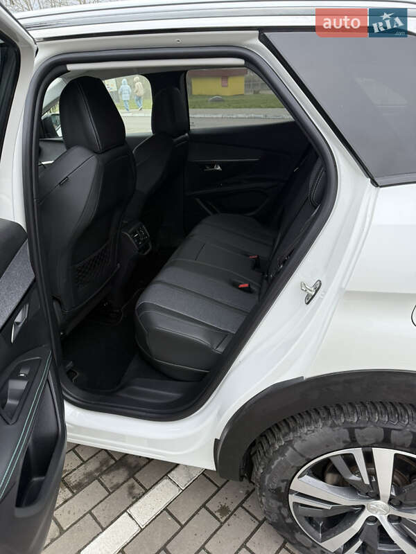 Позашляховик / Кросовер Peugeot 3008 2021 в Луцьку
