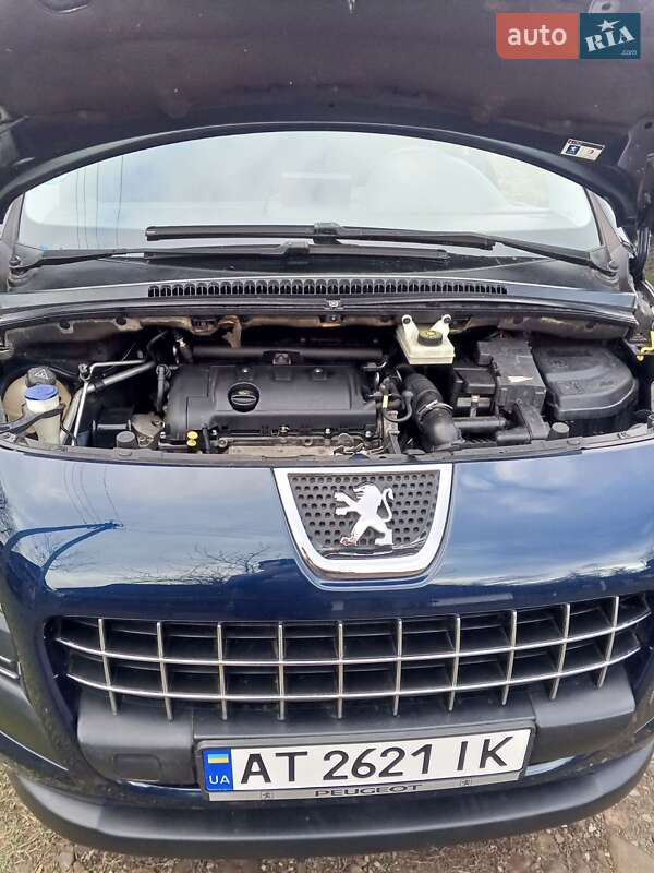 Позашляховик / Кросовер Peugeot 3008 2010 в Косові