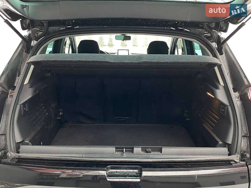 Позашляховик / Кросовер Peugeot 3008 2015 в Львові