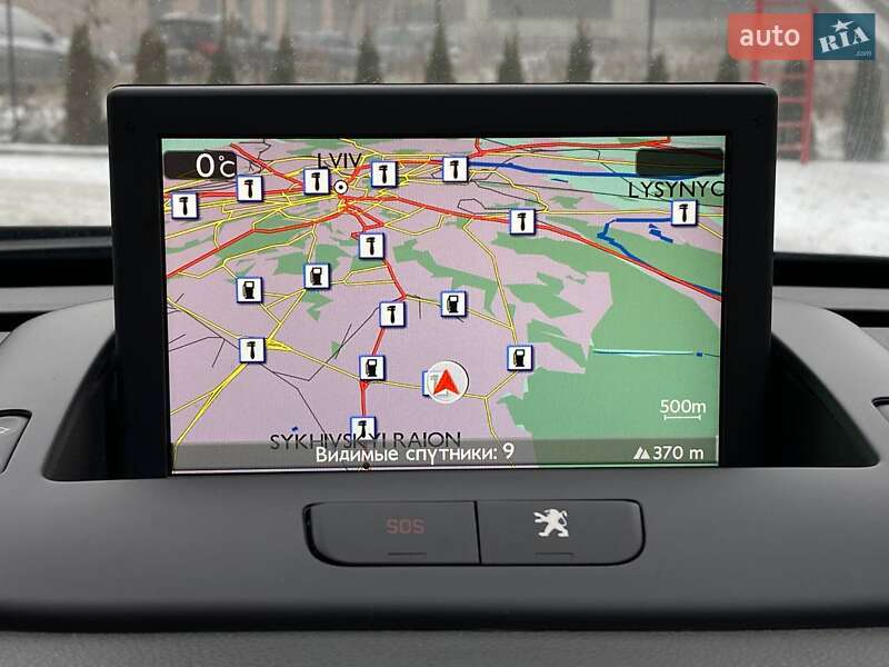 Позашляховик / Кросовер Peugeot 3008 2015 в Львові