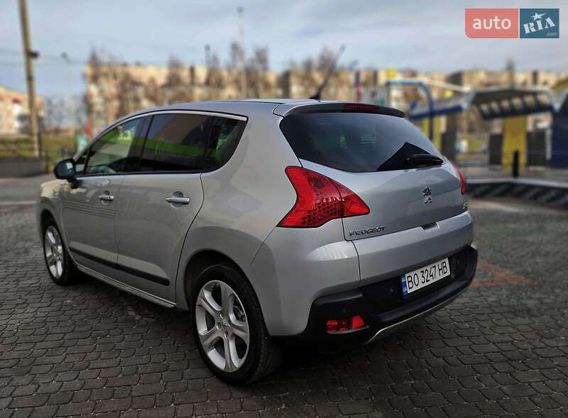 Позашляховик / Кросовер Peugeot 3008 2013 в Тернополі