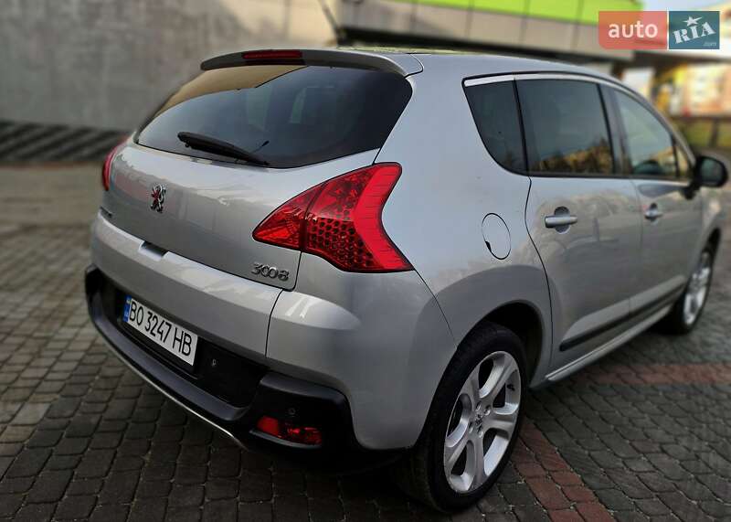Позашляховик / Кросовер Peugeot 3008 2013 в Тернополі