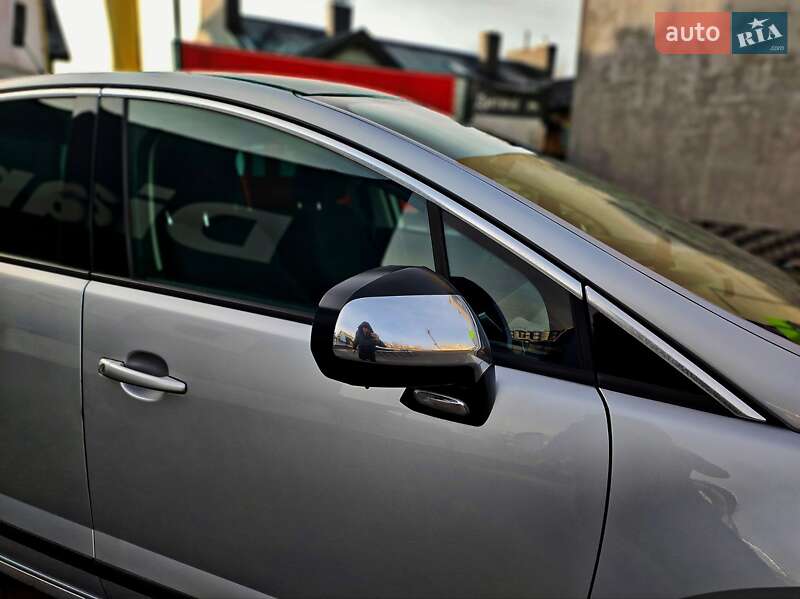 Позашляховик / Кросовер Peugeot 3008 2013 в Тернополі