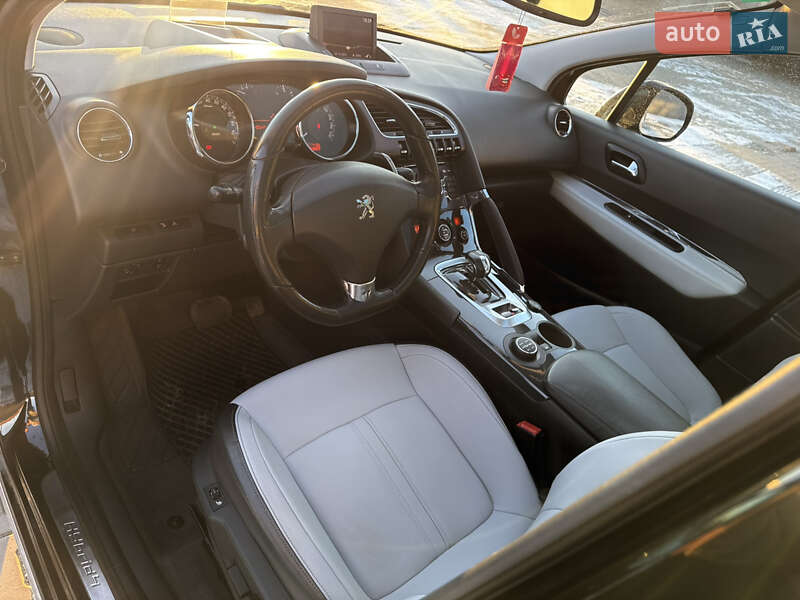 Позашляховик / Кросовер Peugeot 3008 2012 в Нововолинську фото 14 Позашляховик / Кросовер Peugeot 3008 2012 в Нововолинську