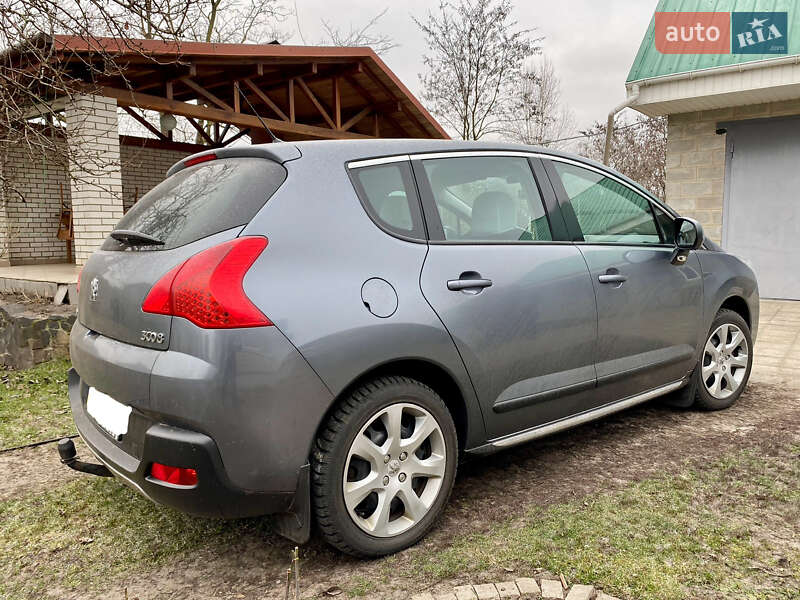 Внедорожник / Кроссовер Peugeot 3008 2011 в Згуровке