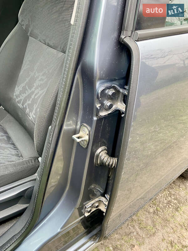 Внедорожник / Кроссовер Peugeot 3008 2011 в Згуровке