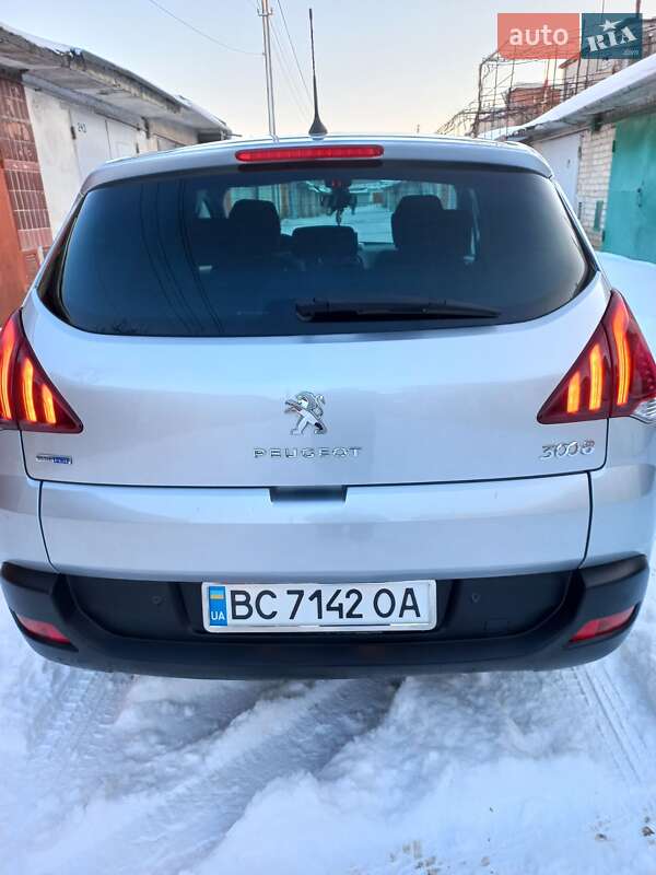Позашляховик / Кросовер Peugeot 3008 2015 в Тернополі