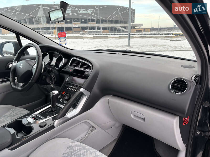 Внедорожник / Кроссовер Peugeot 3008 2010 в Львове