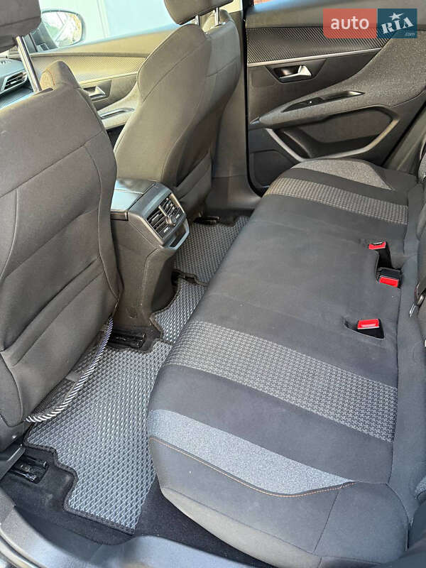 Внедорожник / Кроссовер Peugeot 3008 2018 в Тернополе фото 18 Внедорожник / Кроссовер Peugeot 3008 2018 в Тернополе