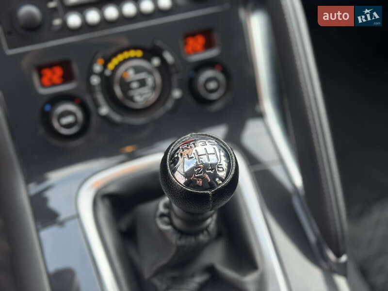 Позашляховик / Кросовер Peugeot 3008 2014 в Стрию