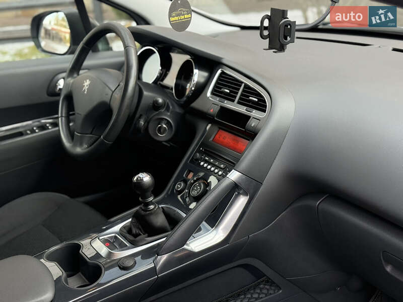 Позашляховик / Кросовер Peugeot 3008 2014 в Стрию