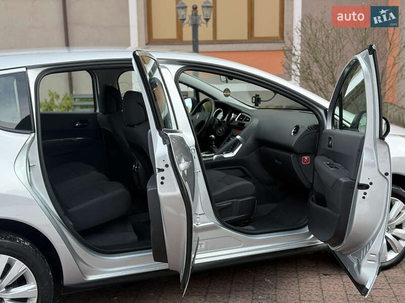 Позашляховик / Кросовер Peugeot 3008 2014 в Стрию