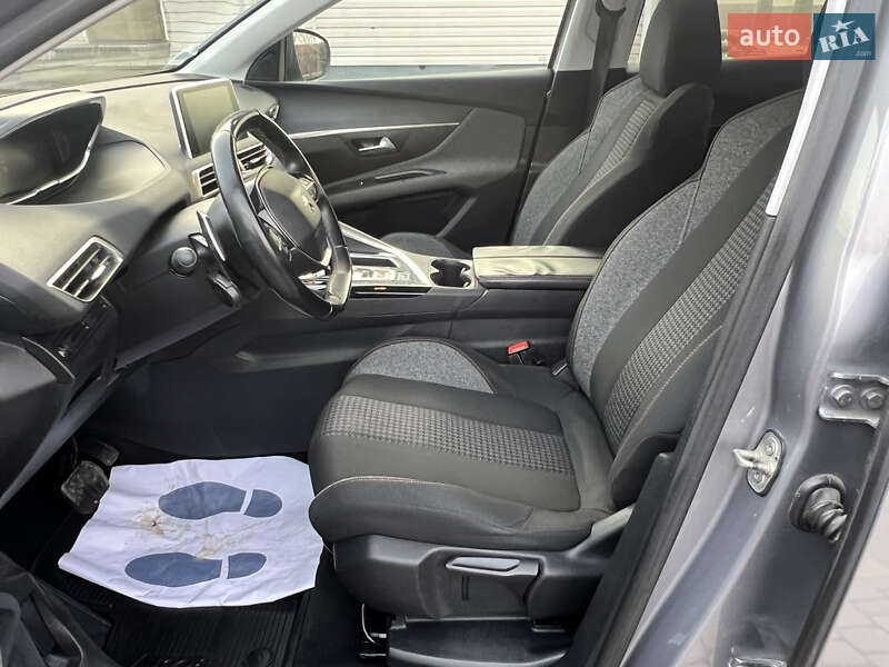 Внедорожник / Кроссовер Peugeot 3008 2018 в Косове