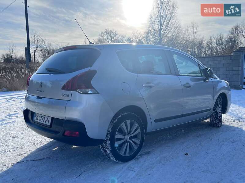 Внедорожник / Кроссовер Peugeot 3008 2016 в Ровно фото 3 Внедорожник / Кроссовер Peugeot 3008 2016 в Ровно