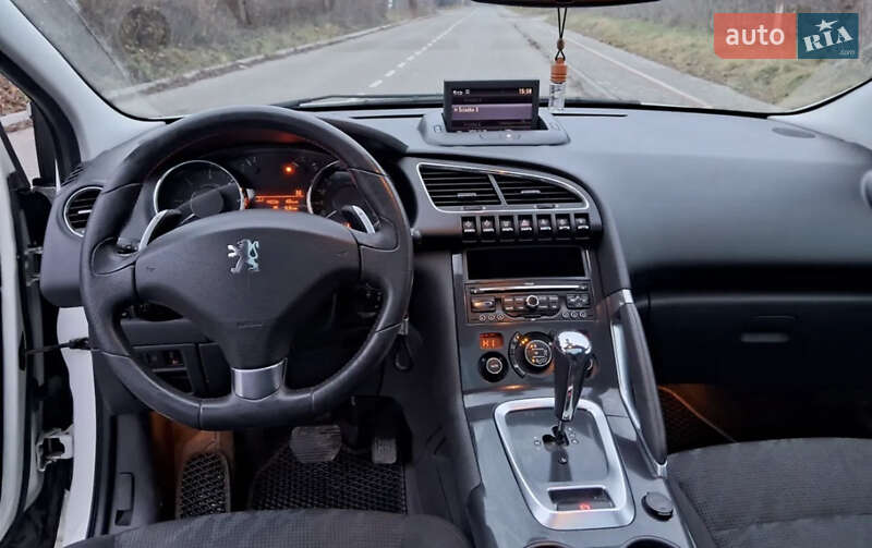 Позашляховик / Кросовер Peugeot 3008 2012 в Львові фото 11 Позашляховик / Кросовер Peugeot 3008 2012 в Львові