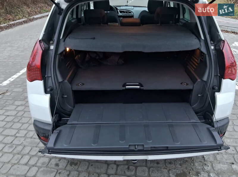 Позашляховик / Кросовер Peugeot 3008 2012 в Львові фото 19 Позашляховик / Кросовер Peugeot 3008 2012 в Львові