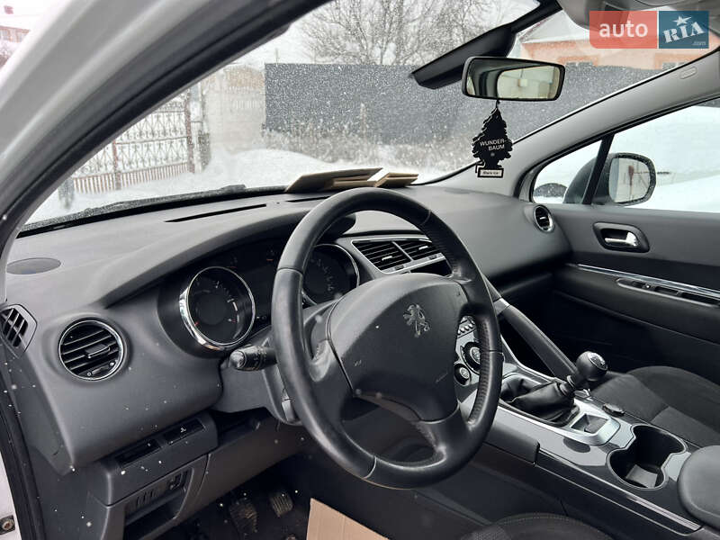 Внедорожник / Кроссовер Peugeot 3008 2011 в Звягеле