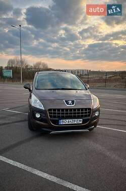 Внедорожник / Кроссовер Peugeot 3008 2013 в Ровно