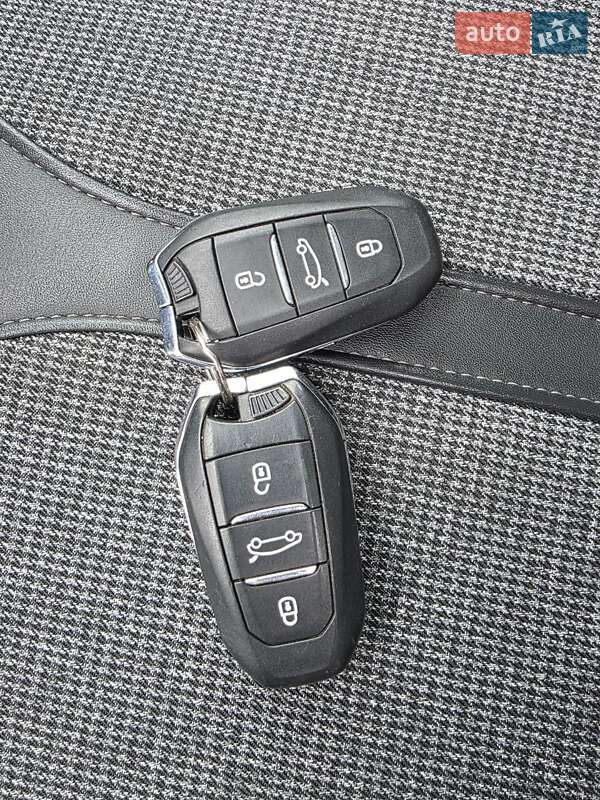 Позашляховик / Кросовер Peugeot 3008 2020 в Бережанах фото 42 Позашляховик / Кросовер Peugeot 3008 2020 в Бережанах