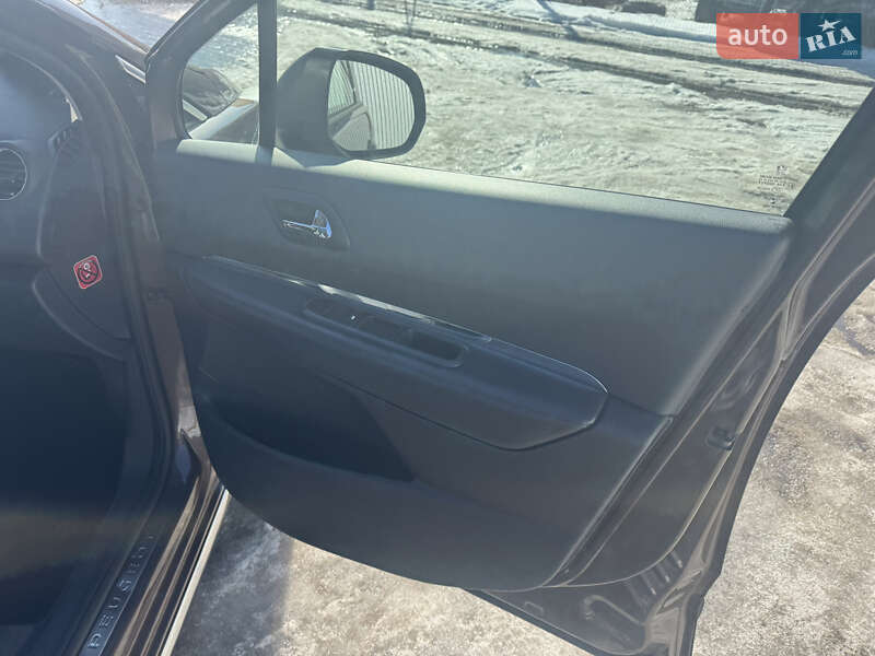 Внедорожник / Кроссовер Peugeot 3008 2013 в Коломые