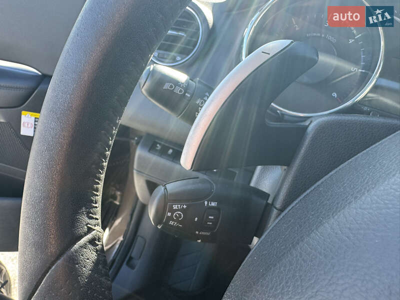 Внедорожник / Кроссовер Peugeot 3008 2013 в Коломые