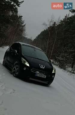 Позашляховик / Кросовер Peugeot 3008 2009 в Києві