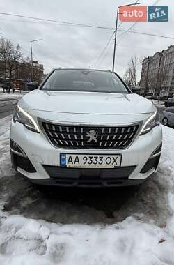 Внедорожник / Кроссовер Peugeot 3008 2017 в Киеве