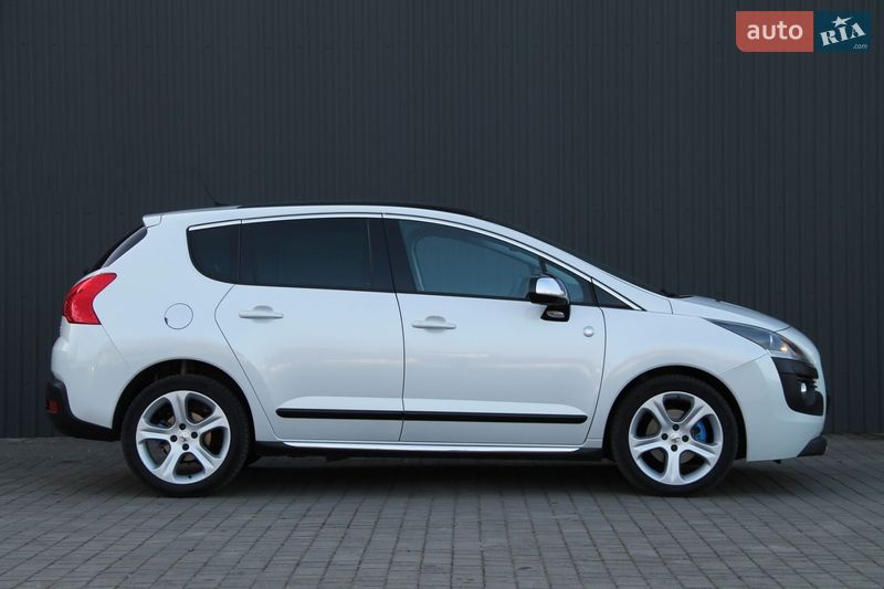 Внедорожник / Кроссовер Peugeot 3008 2013 в Сарнах