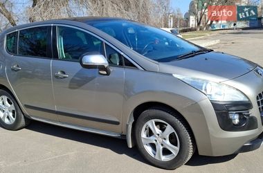 Позашляховик / Кросовер Peugeot 3008 2010 в Миколаєві