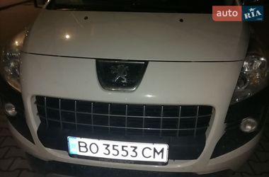 Внедорожник / Кроссовер Peugeot 3008 2013 в Монастыриске