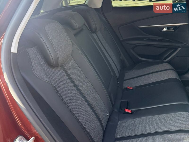 Внедорожник / Кроссовер Peugeot 3008 2018 в Кропивницком