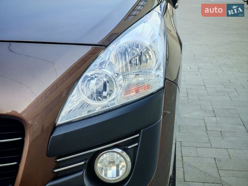 Внедорожник / Кроссовер Peugeot 3008 2013 в Стрые