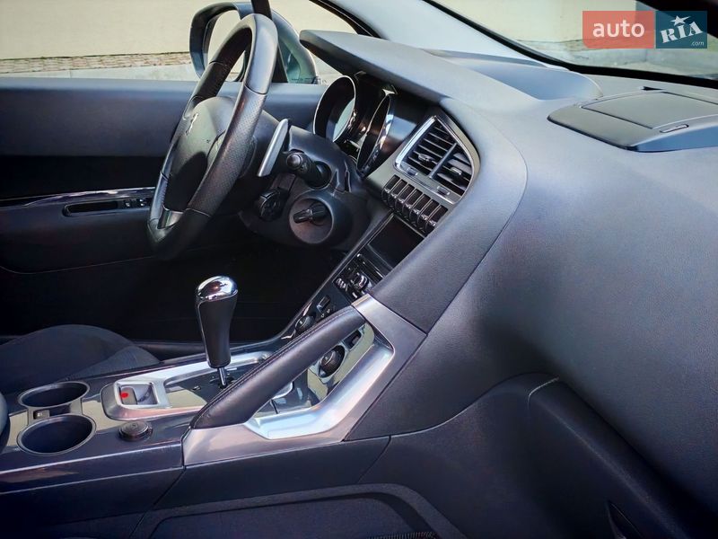 Внедорожник / Кроссовер Peugeot 3008 2013 в Стрые