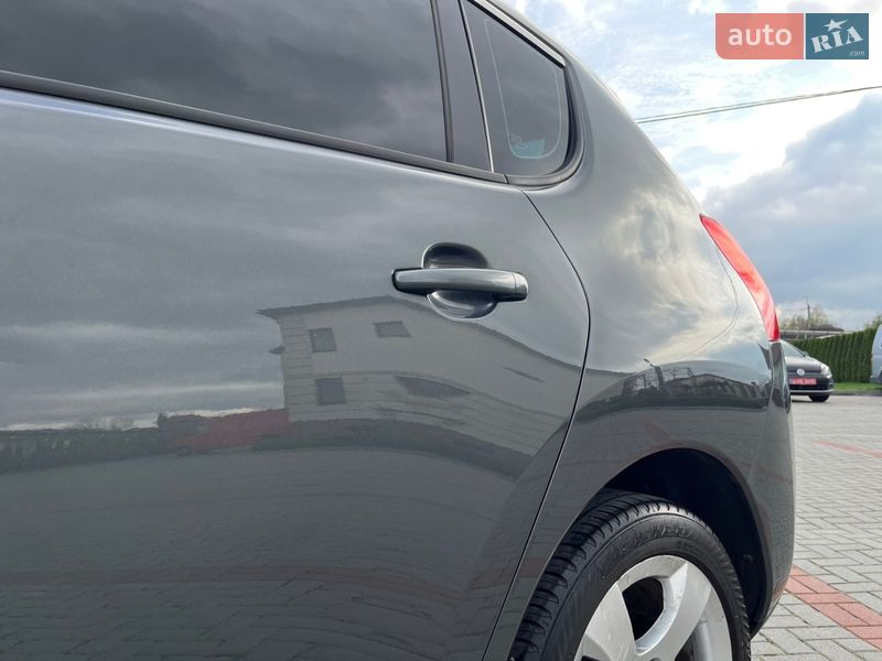 Внедорожник / Кроссовер Peugeot 3008 2011 в Золочеве