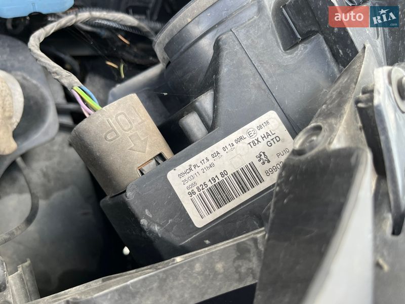 Внедорожник / Кроссовер Peugeot 3008 2011 в Золочеве