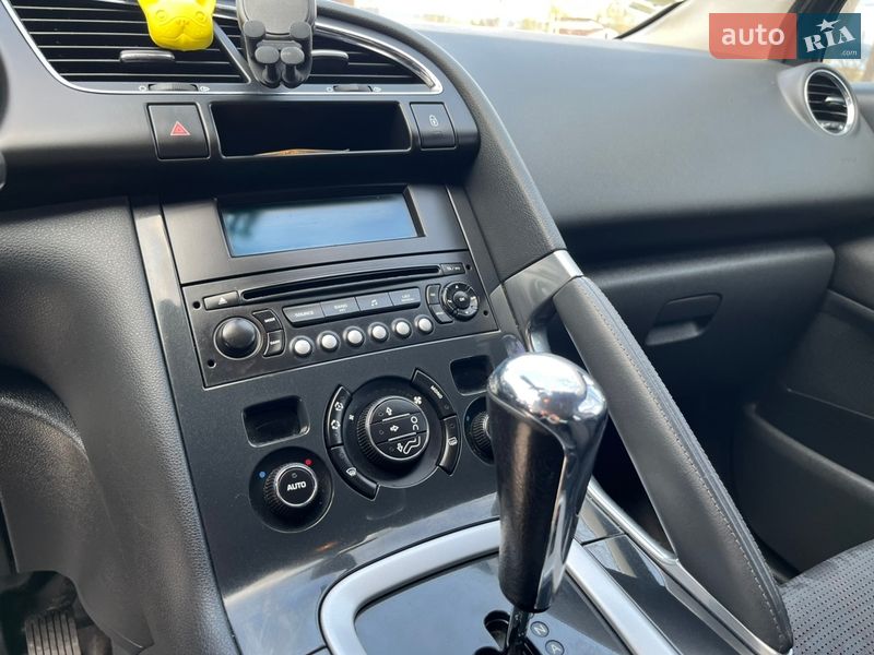 Внедорожник / Кроссовер Peugeot 3008 2011 в Золочеве