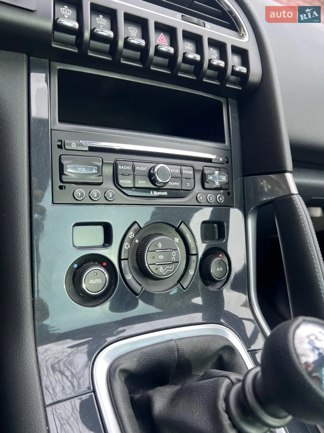 2015 Peugeot 3008 - мініатюра 27