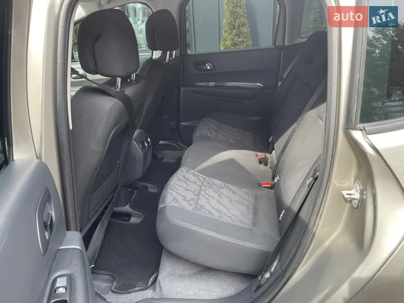 Peugeot 3008 2011 VIN VF30U9HR8BS263752 фото оголошення 19 з 56