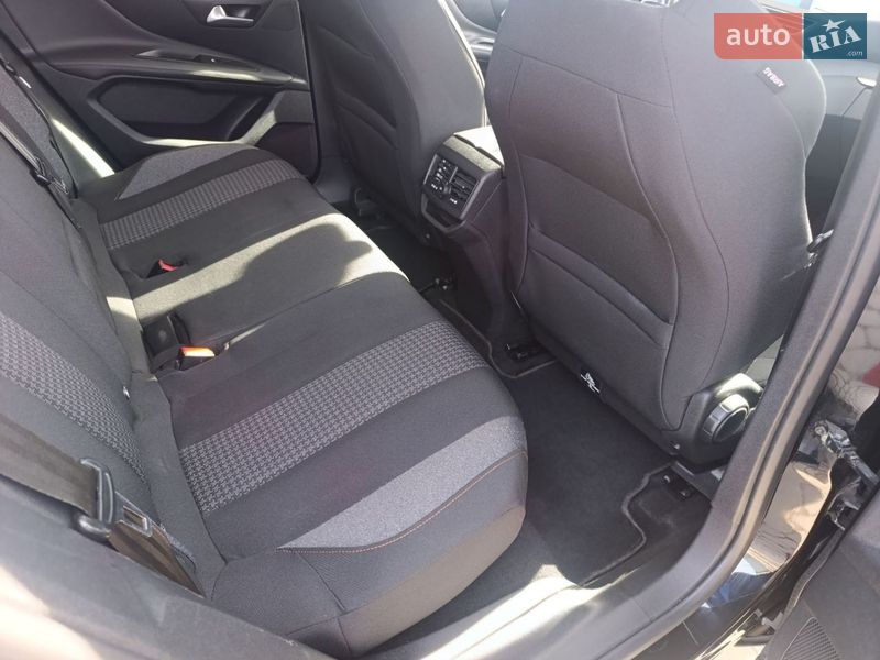 Внедорожник / Кроссовер Peugeot 3008 2019 в Вишневце