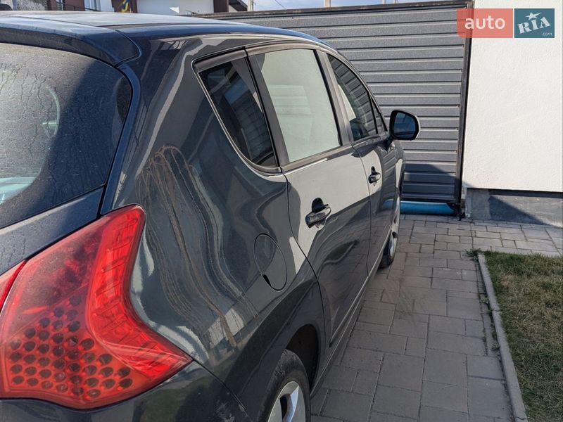 Внедорожник / Кроссовер Peugeot 3008 2011 в Ровно